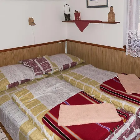 Pataky Borporta Tarcal