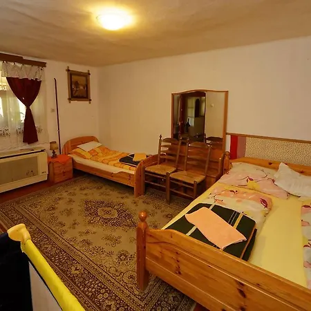 Pataky Borporta Bed and breakfast *