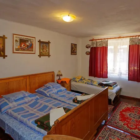 Pataky Borporta לינה וארוחת בוקר