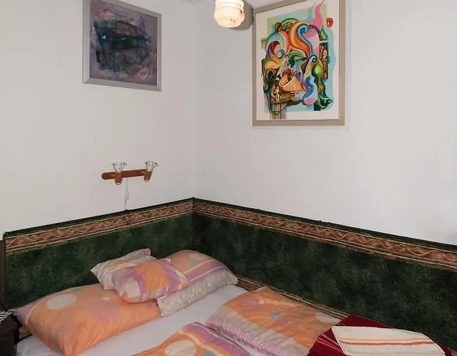 Pataky Borporta לינה וארוחת בוקר טרקל