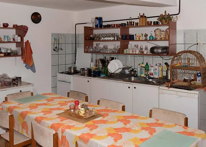 לינה וארוחת בוקר Pataky Borporta טרקל